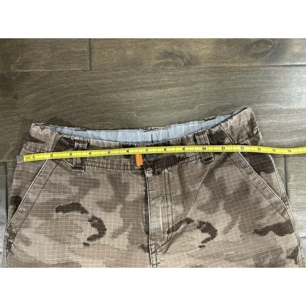 GAP Boy's Khaki Camo Cargo Shorts 10 Reg Adjustable Waistband